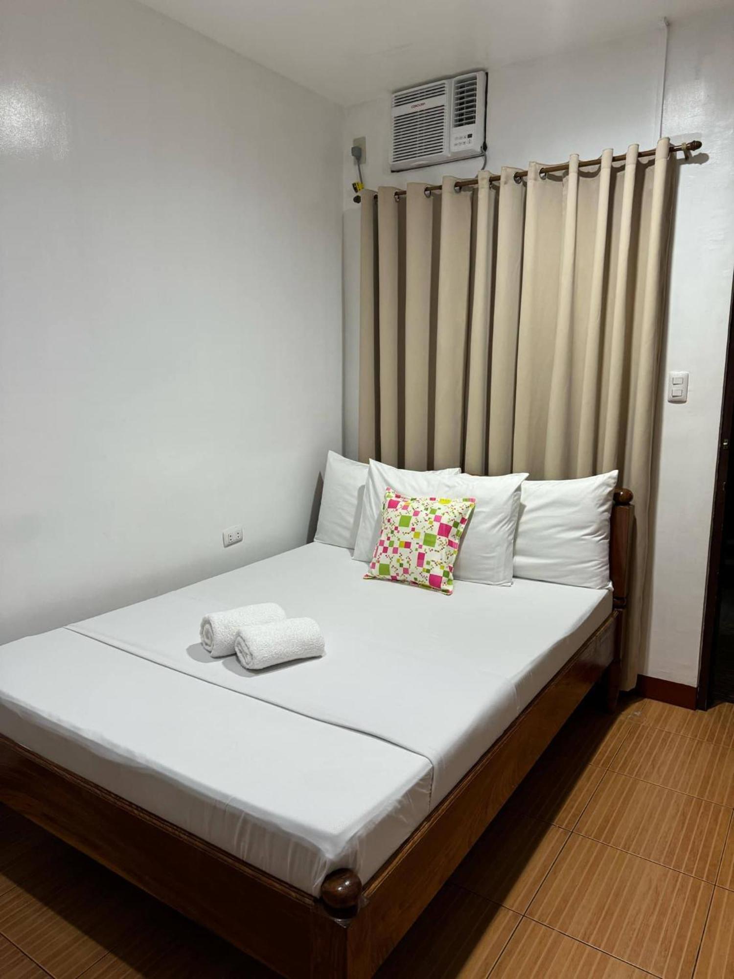 Seascape Lodging House Coron Bilik gambar